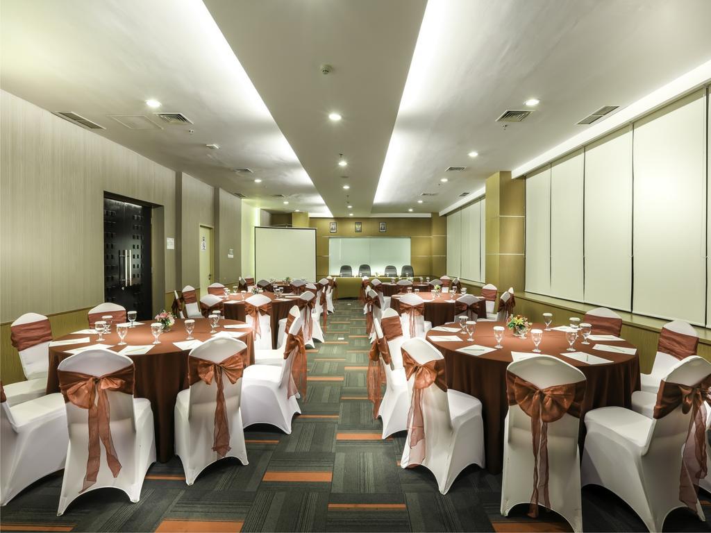 BW Suite Belitung Tanjung Pandan Exterior photo